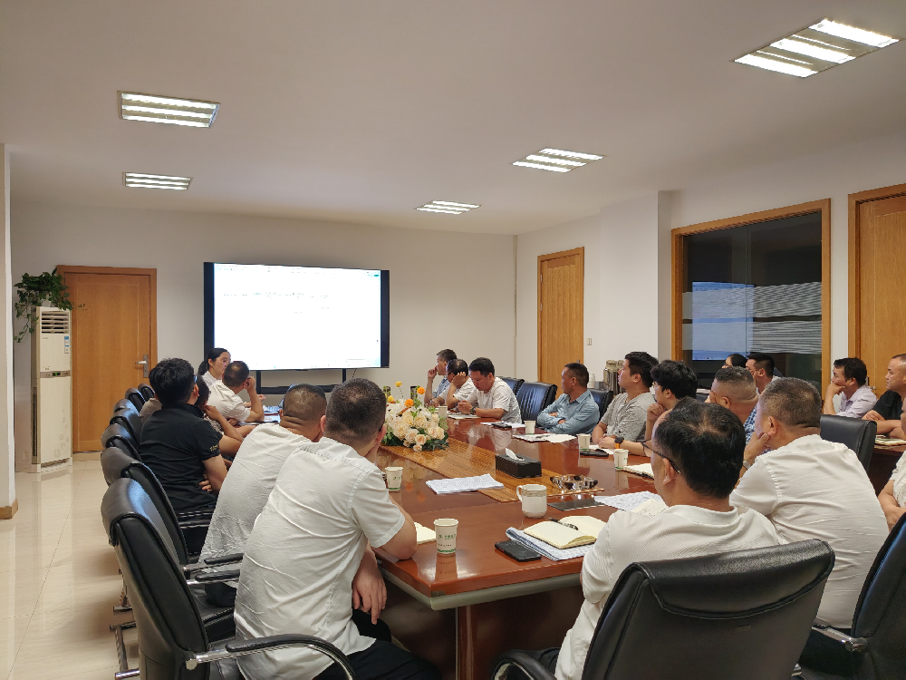 筑牢安全防线 精控项目成本|虎牙官网网页登录入口_虎牙（中国）
装饰组织开展安全培训暨项目成本复盘会
